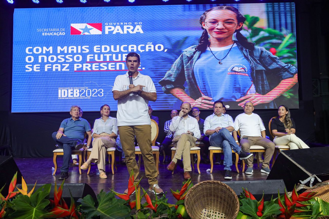 Governador do Estado do Pará discursa no evento