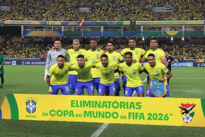 Seleção brasileira de futebol em jogo no manguirão pela eliminatórias da copa do mundo de 2016