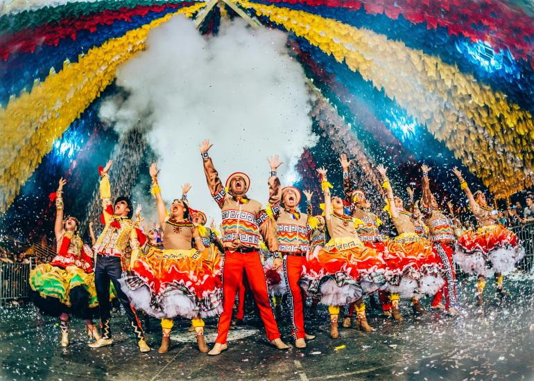 apresentação de grupo de quadrilha