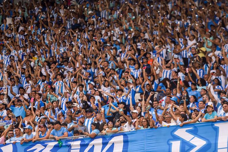 Torcida do Paysandu (Foto: Márcio Melo)