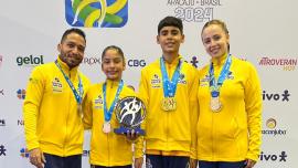 Quatro atletas com medalhas